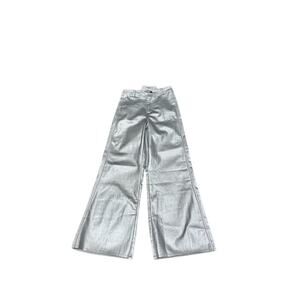 NWT Anniewear Boutique Silver raw hem light weight pant.  Size Small